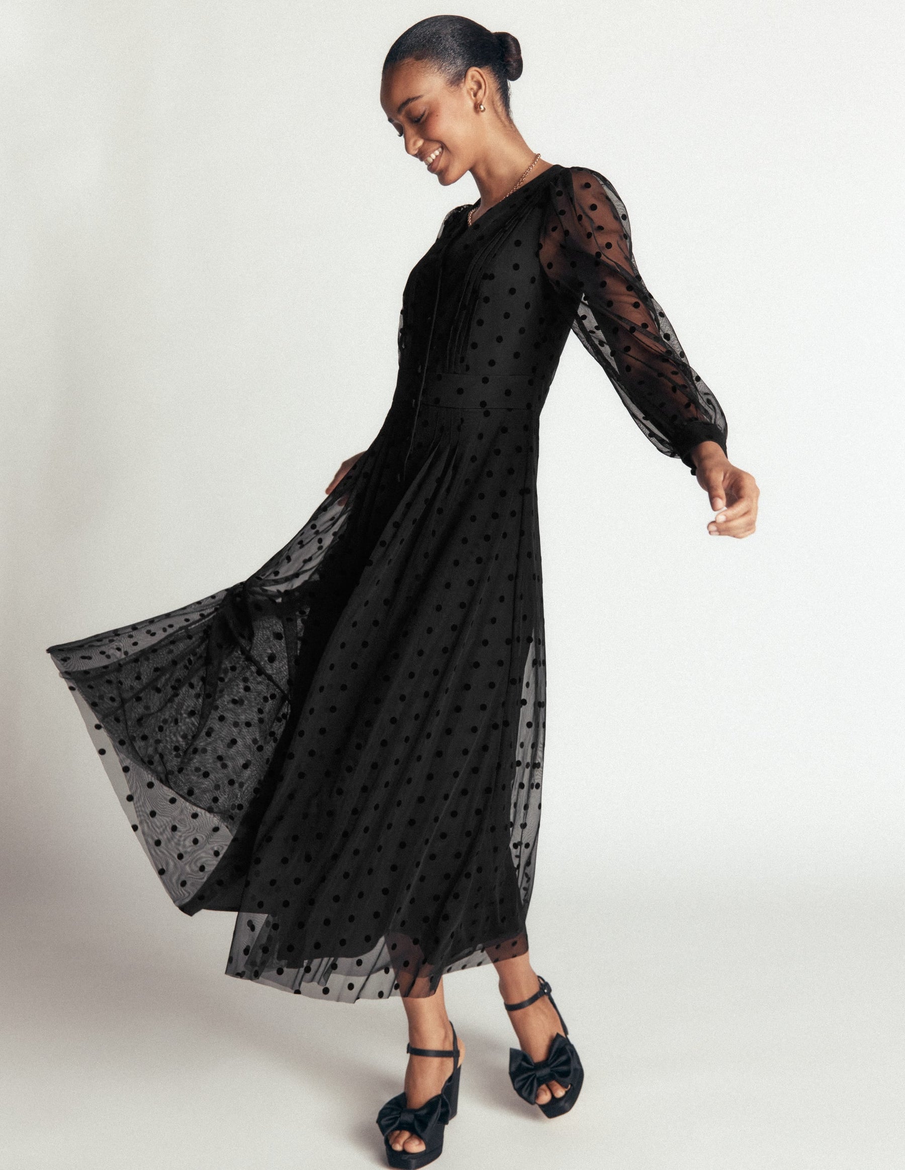 Pleated Tulle Midi Dress-Black