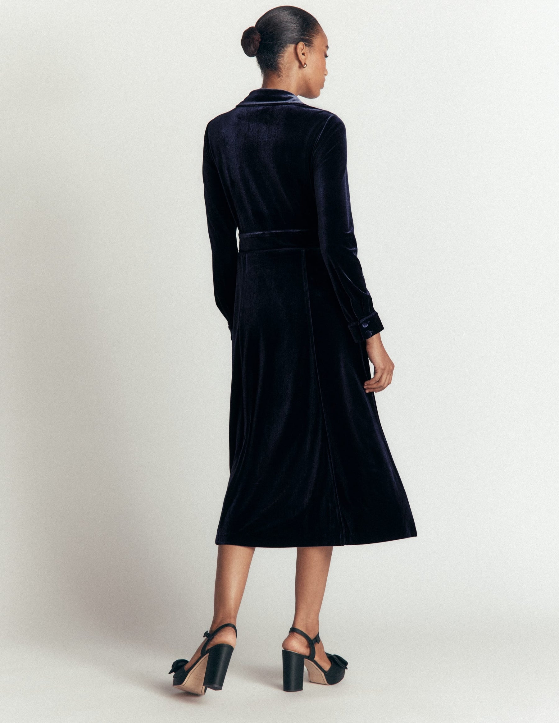 Etta Piping Velvet Dress-Navy