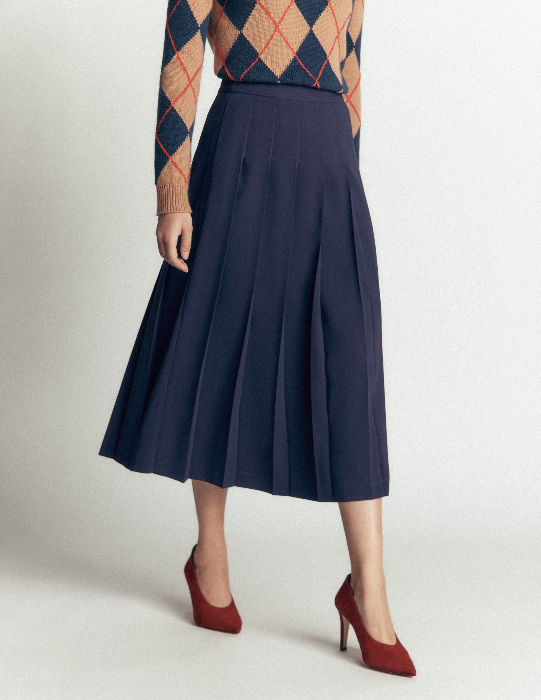 Pleat Side Split Midi Skirt-Navy