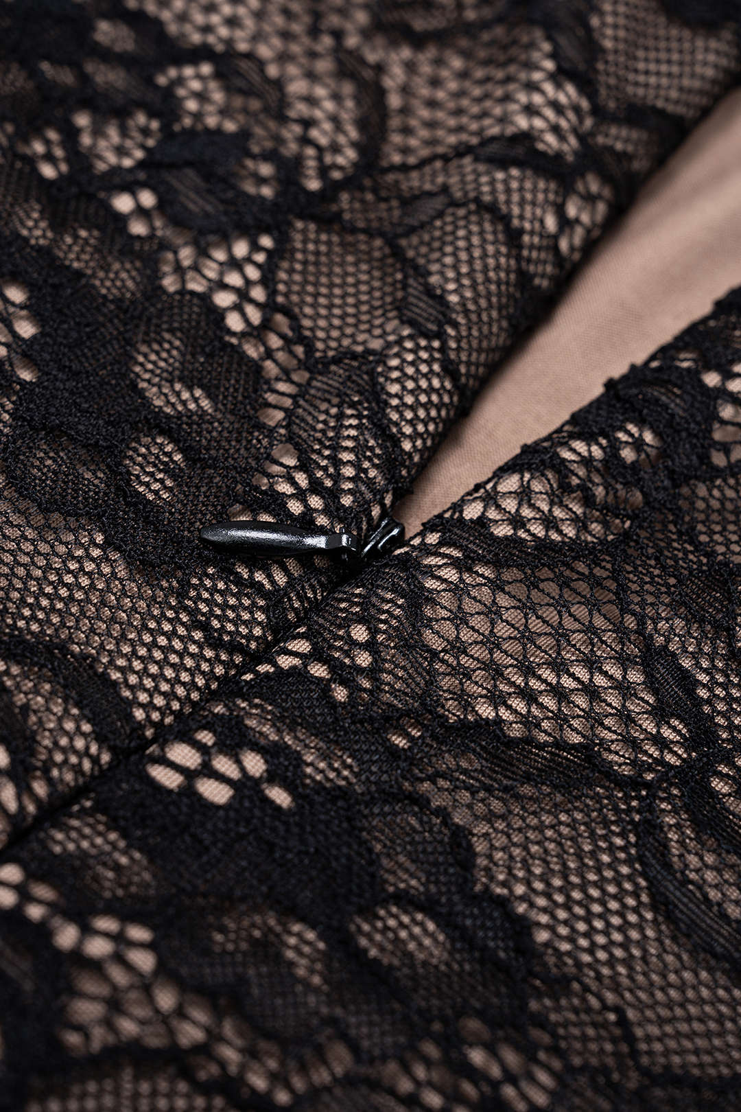 Lace V-Neck Corset Backless Long Sleeve Mini Dress