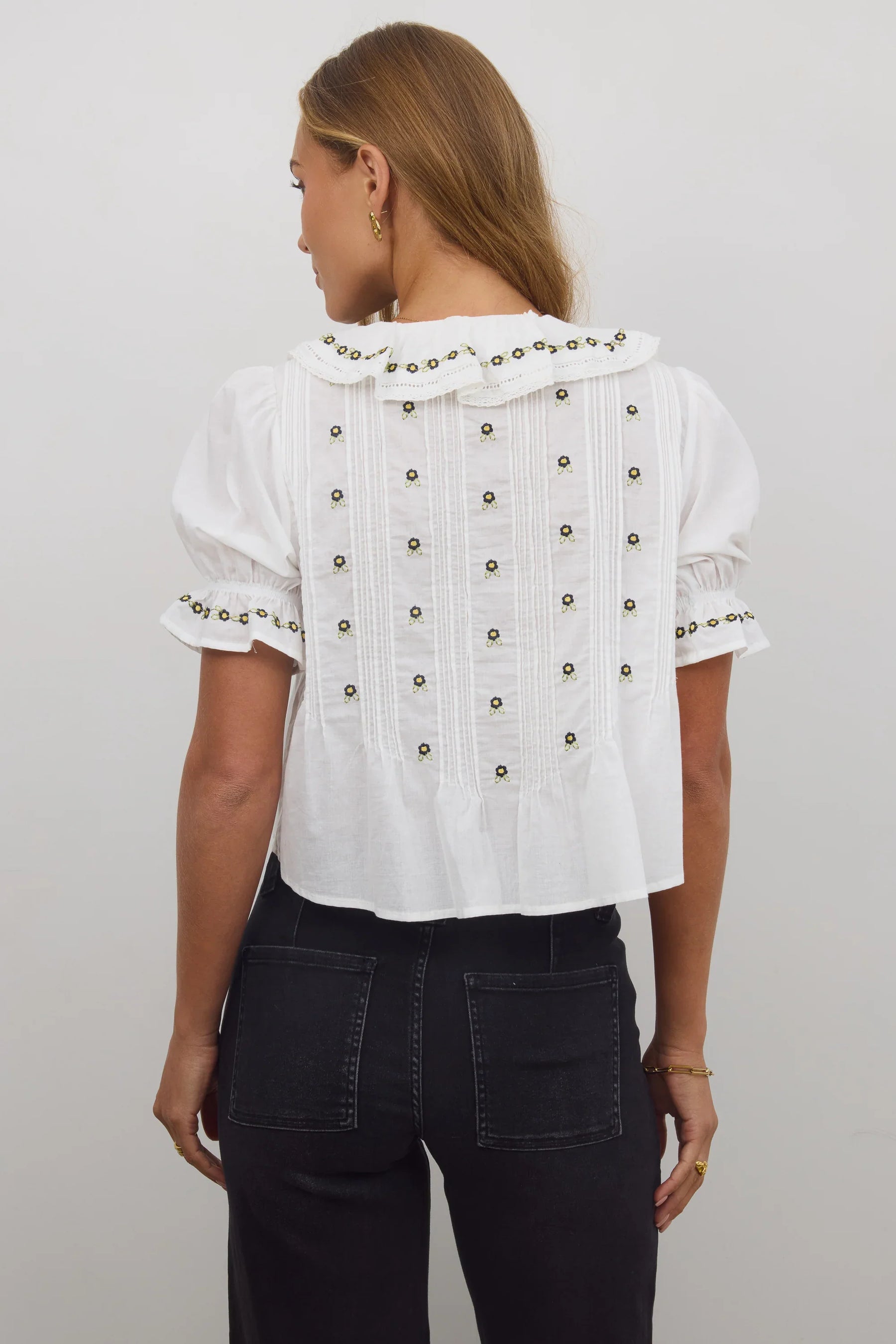 Suzie Embroidered Blouse in Off White