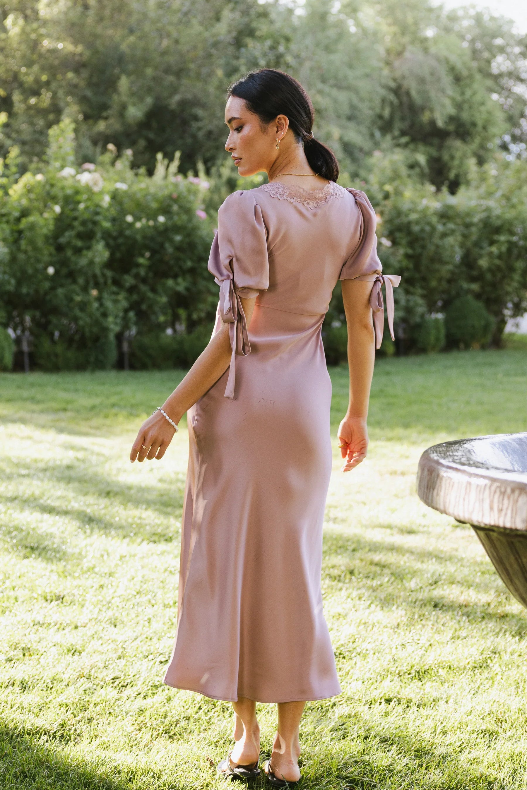 Amanda Lace Trim Maxi Dress in Mauve