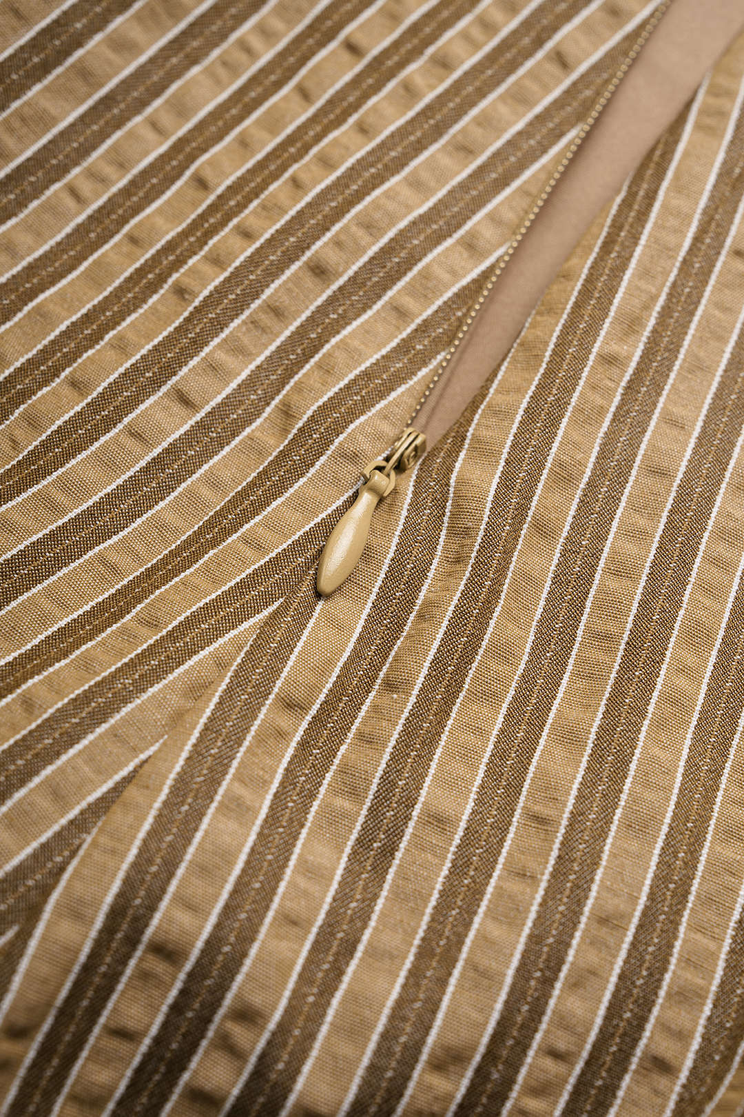 Contrast Stripes Print Asymmetrical Ruched Long Sleeve Midi Dress