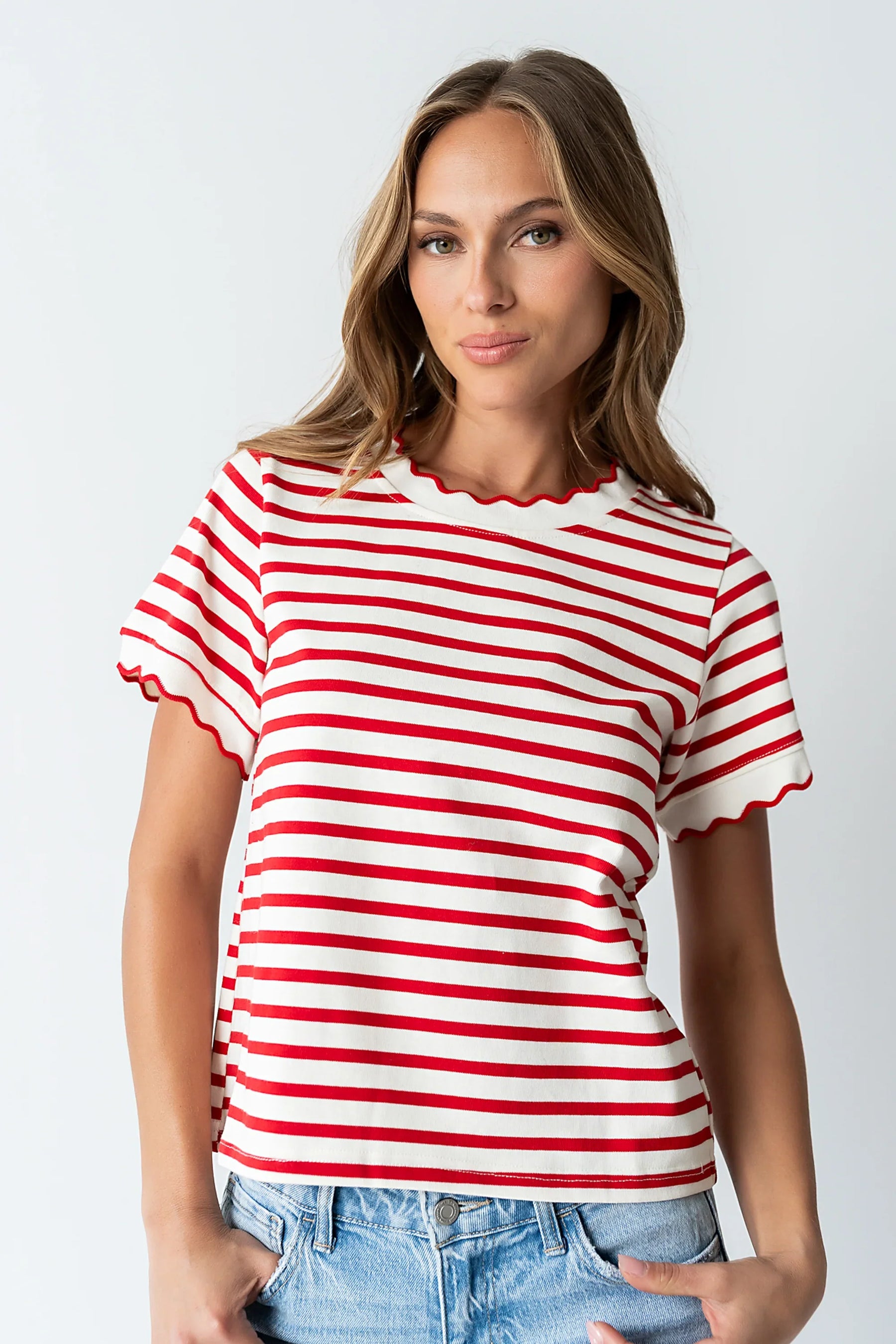 Walker Scalloped Top in Red