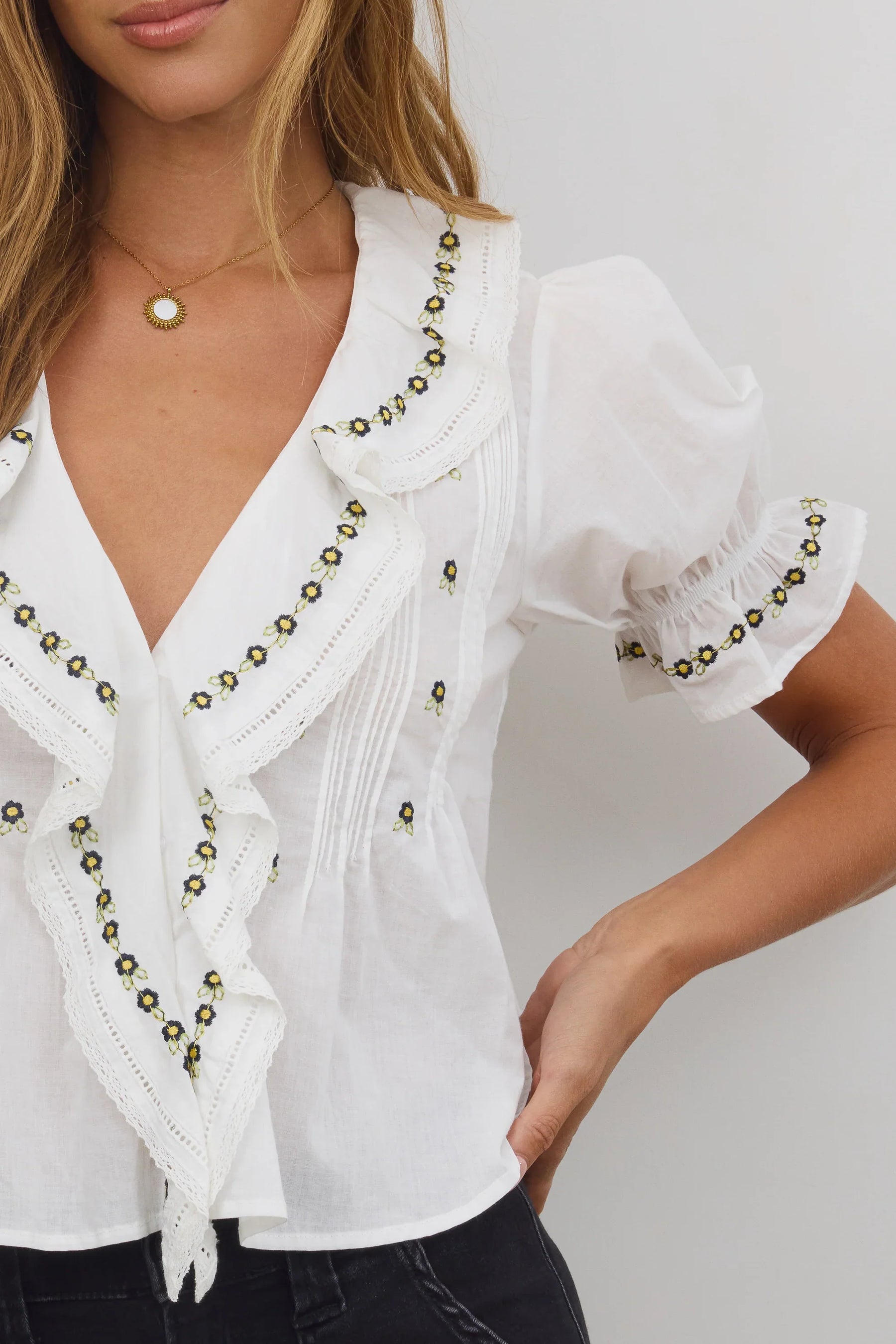 Suzie Embroidered Blouse in Off White