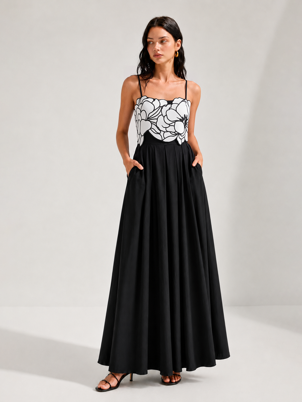 Contrast Flower Bust Pleated Swing Dress
