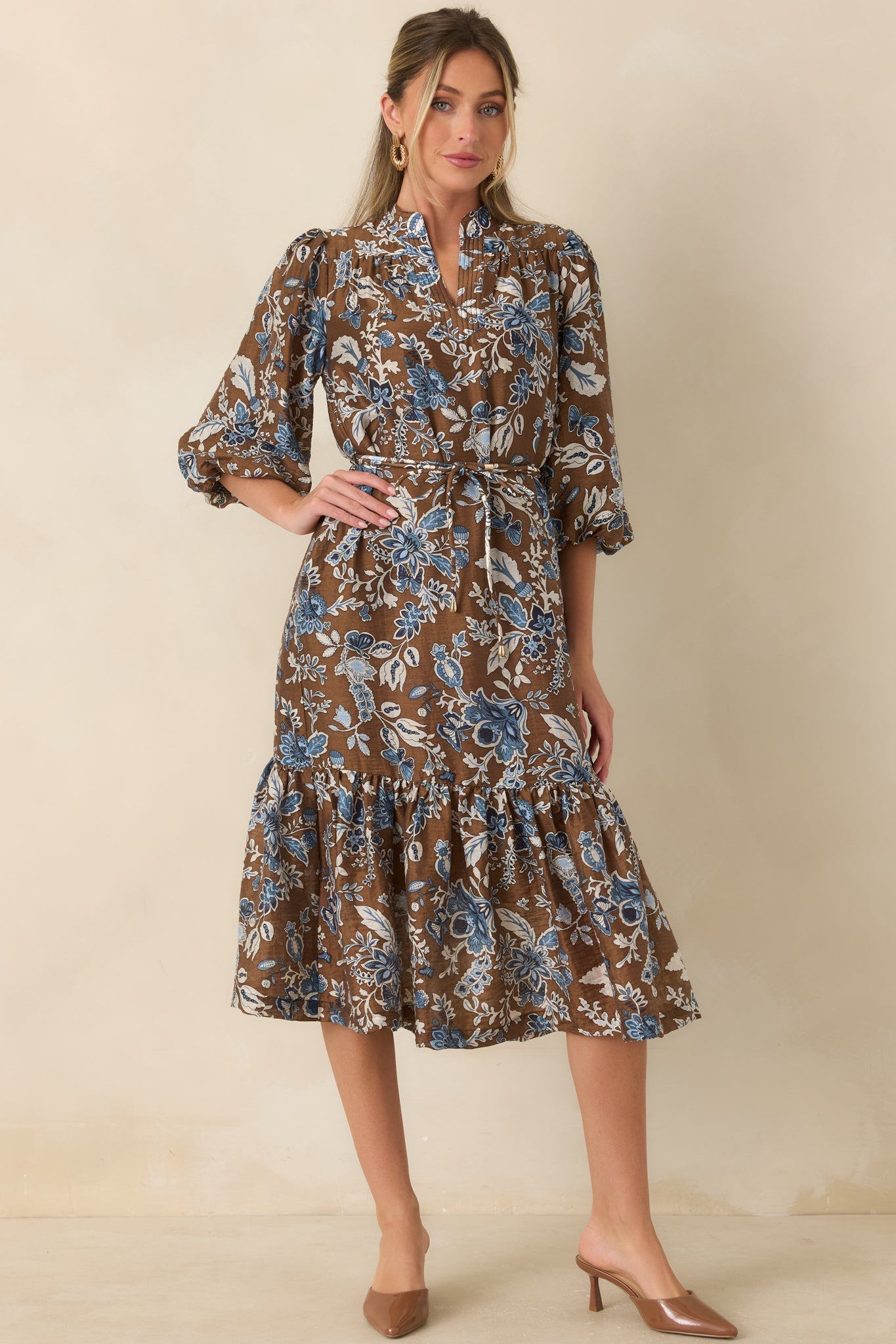 A Well-Told Story Brown & Blue Floral Tie-Waist Midi Dress