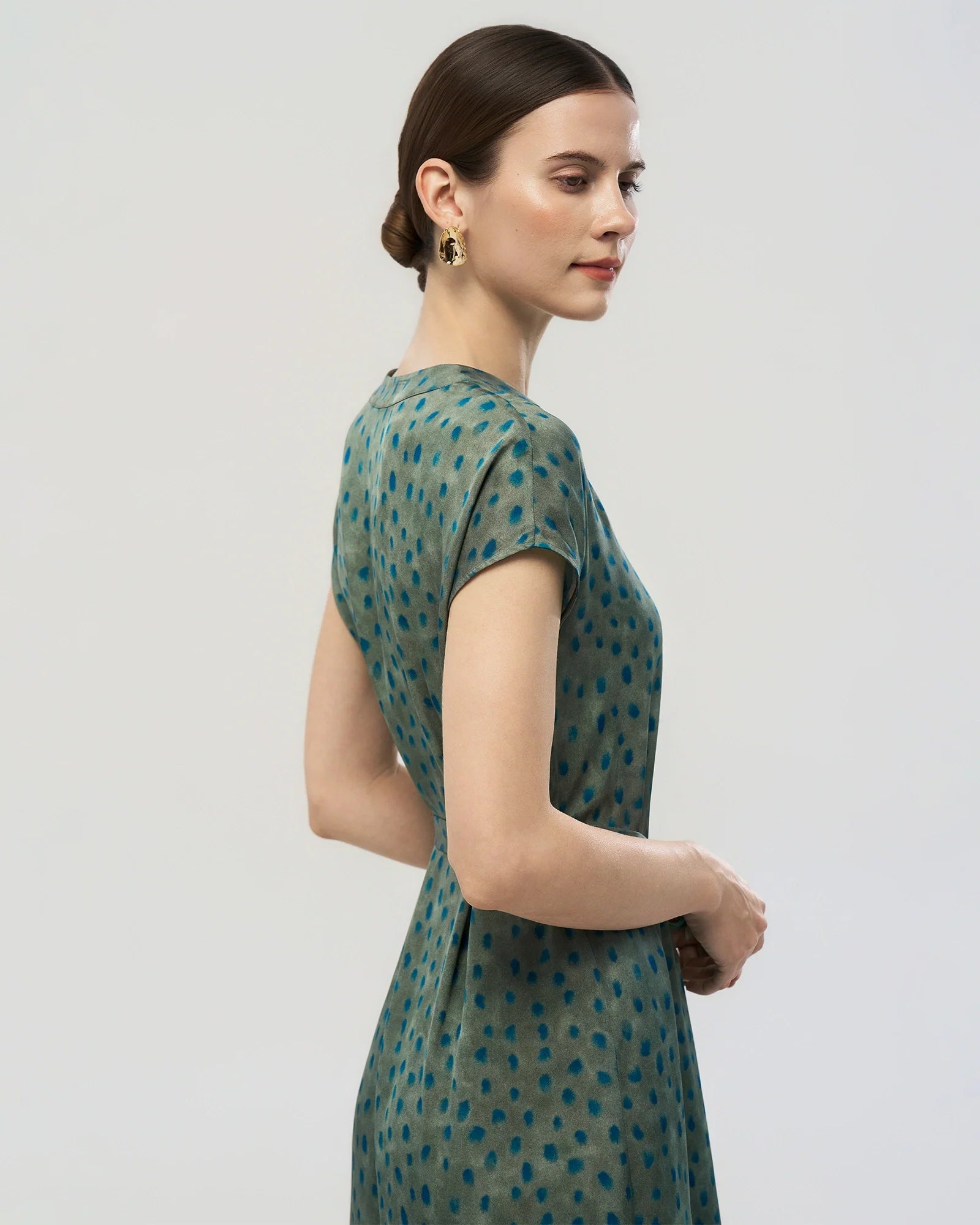 19 Momme Belted Silk A Line Dress in Verdant Dots