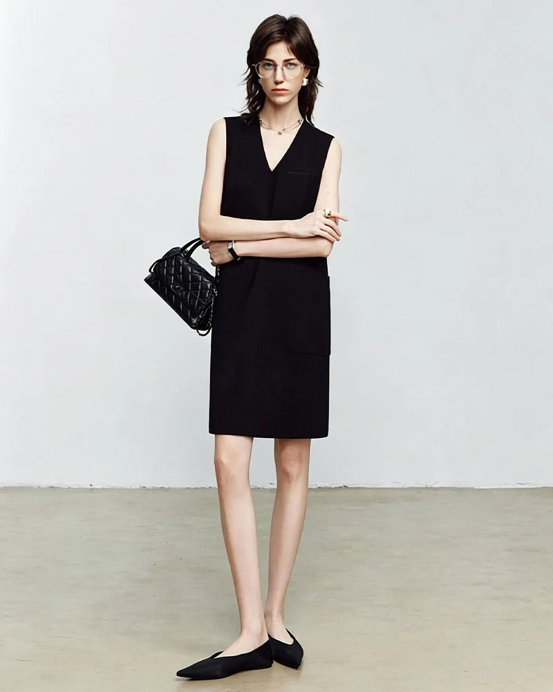 Triacetate V Neck Sleeveless Dress with Silk Lining