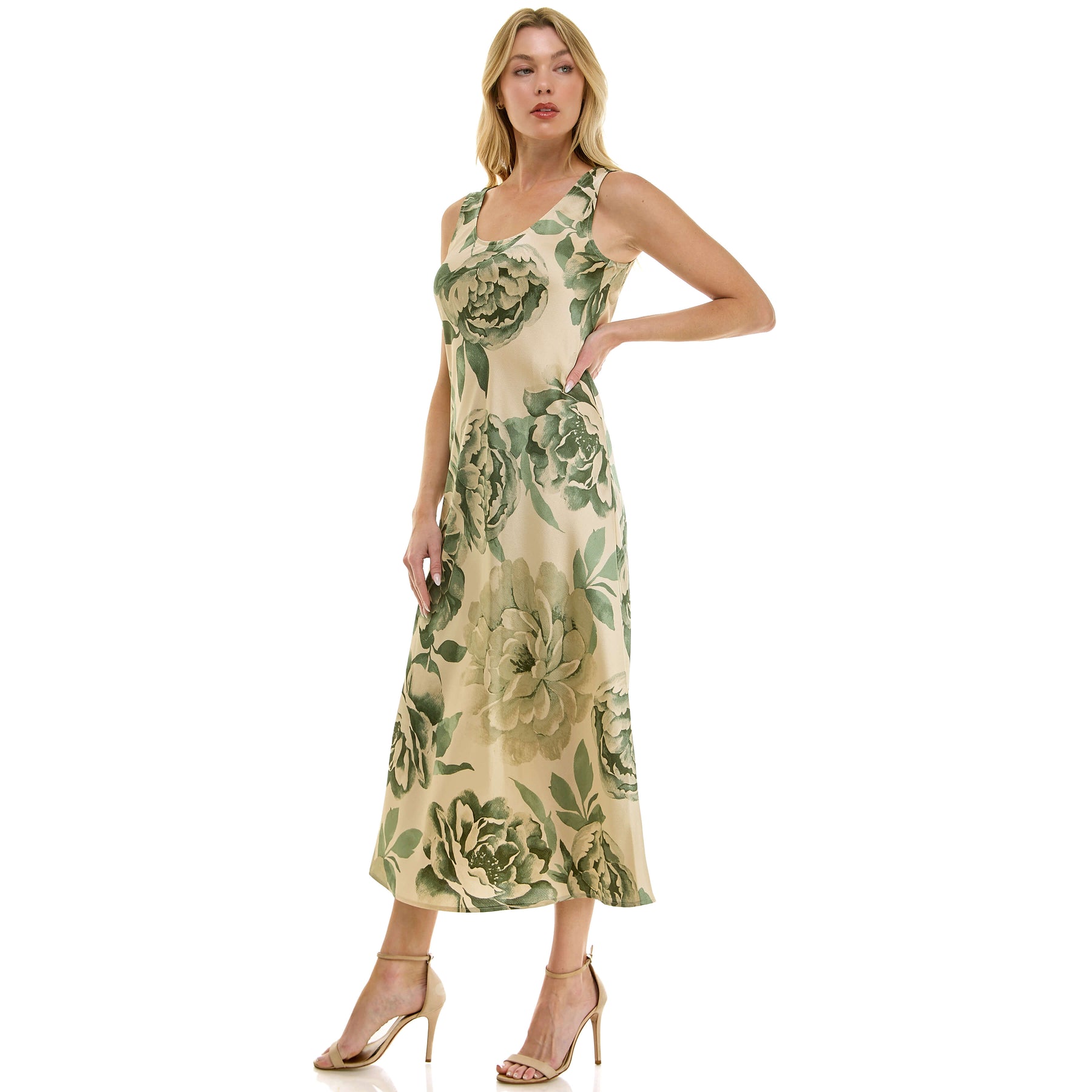 Sleeveless Scoop Neck Maxi Dress In Tan/Olive/Green