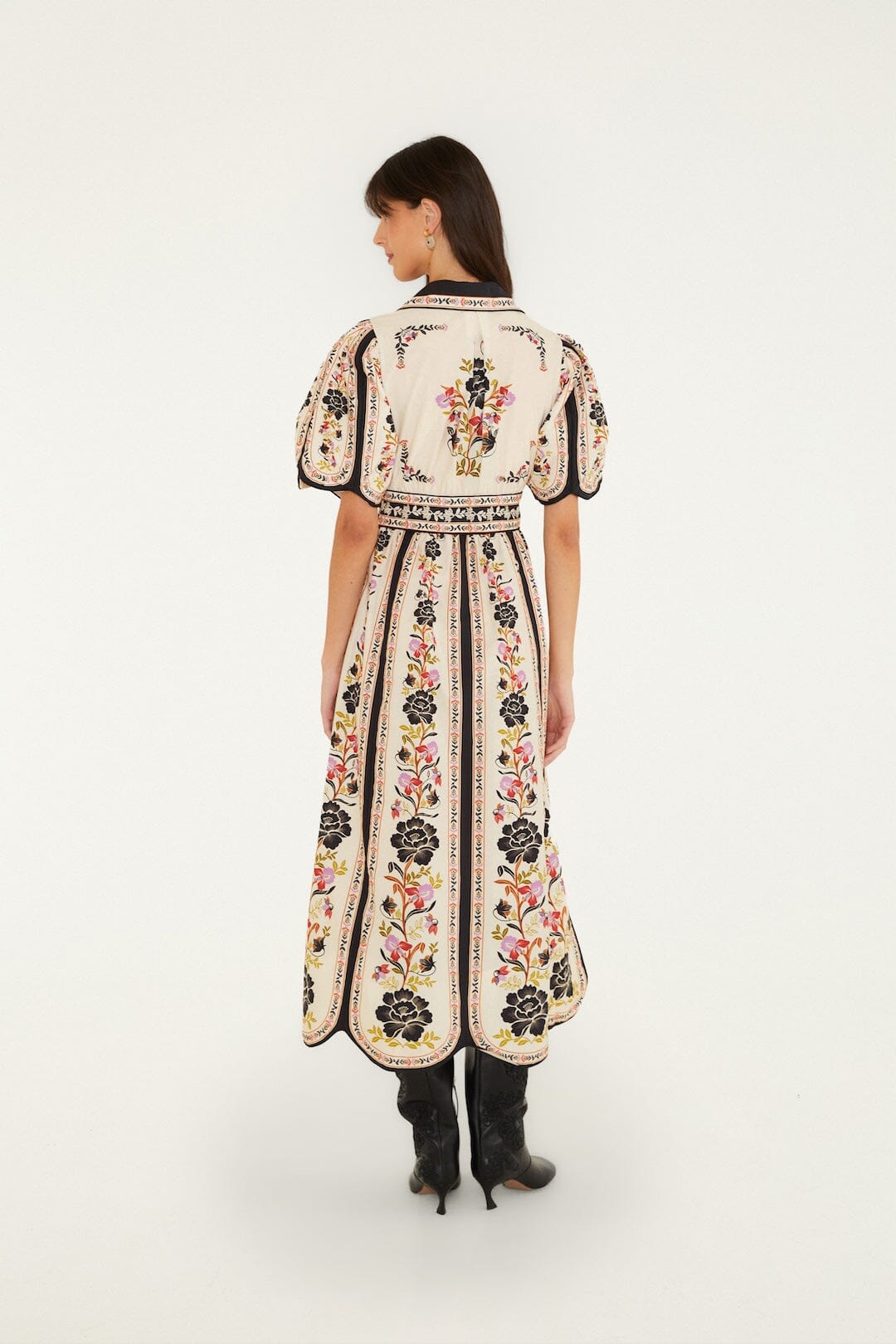 Delicate Floral Collared Buttoned Maxi Dress