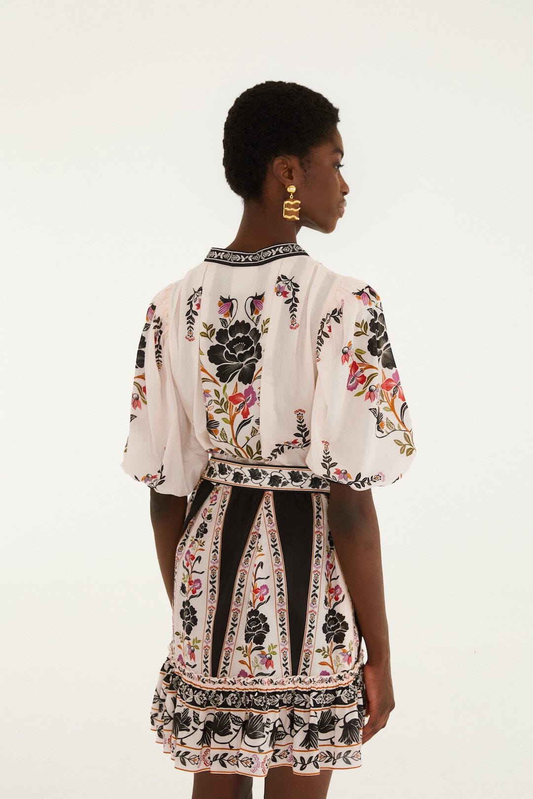 Delicate Floral Belted Buttoned Mini Dress